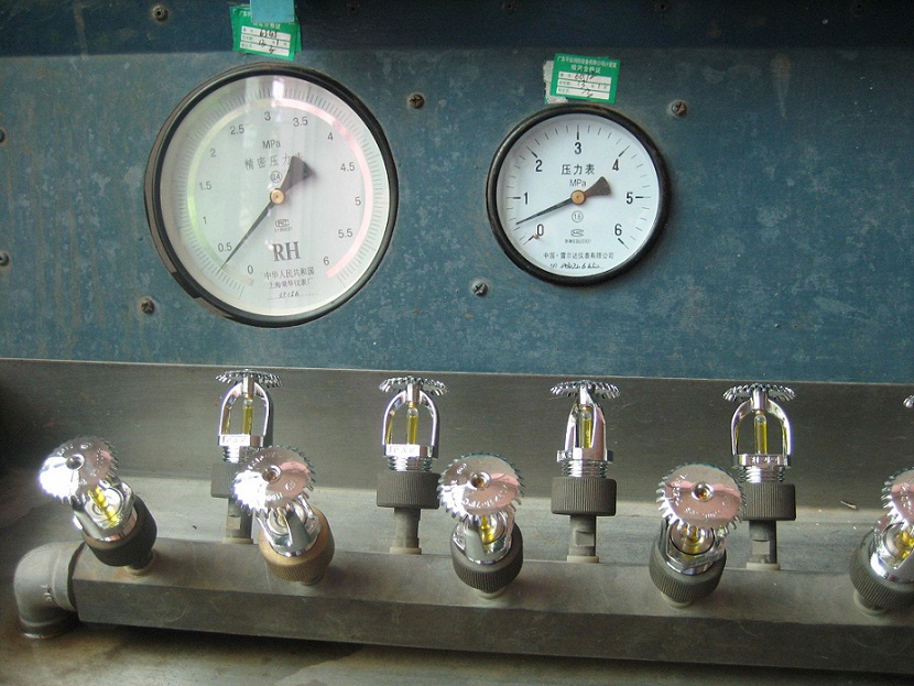 �綯��ѹ��ѹ����